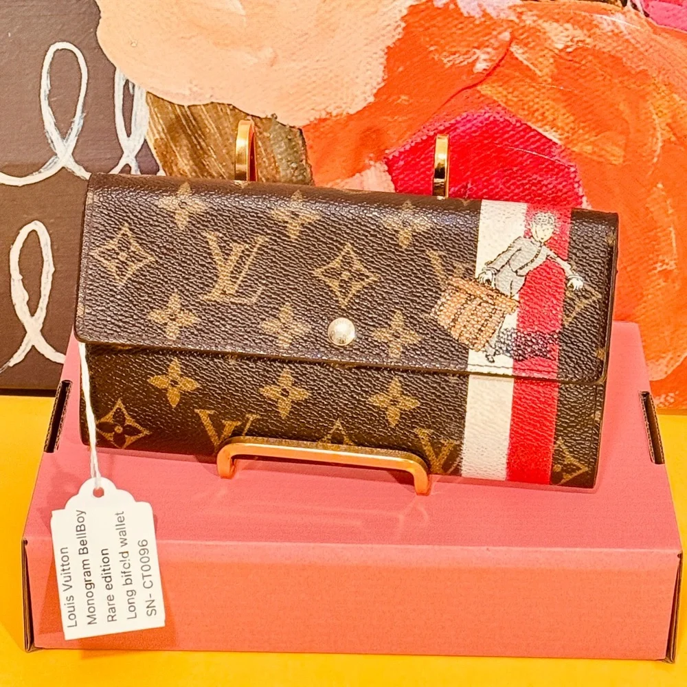 Louis Vuitton Monogram The BellBoy A limited edition Sarah Wallet. - Picture 9 of 15